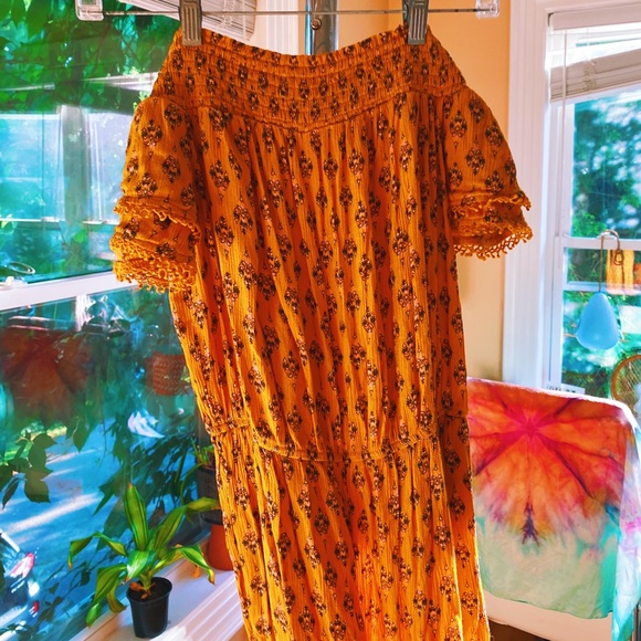 Mustard Yellow Bohemian Floral Jumpsuit Romper🐉 - Picture 4 of 7